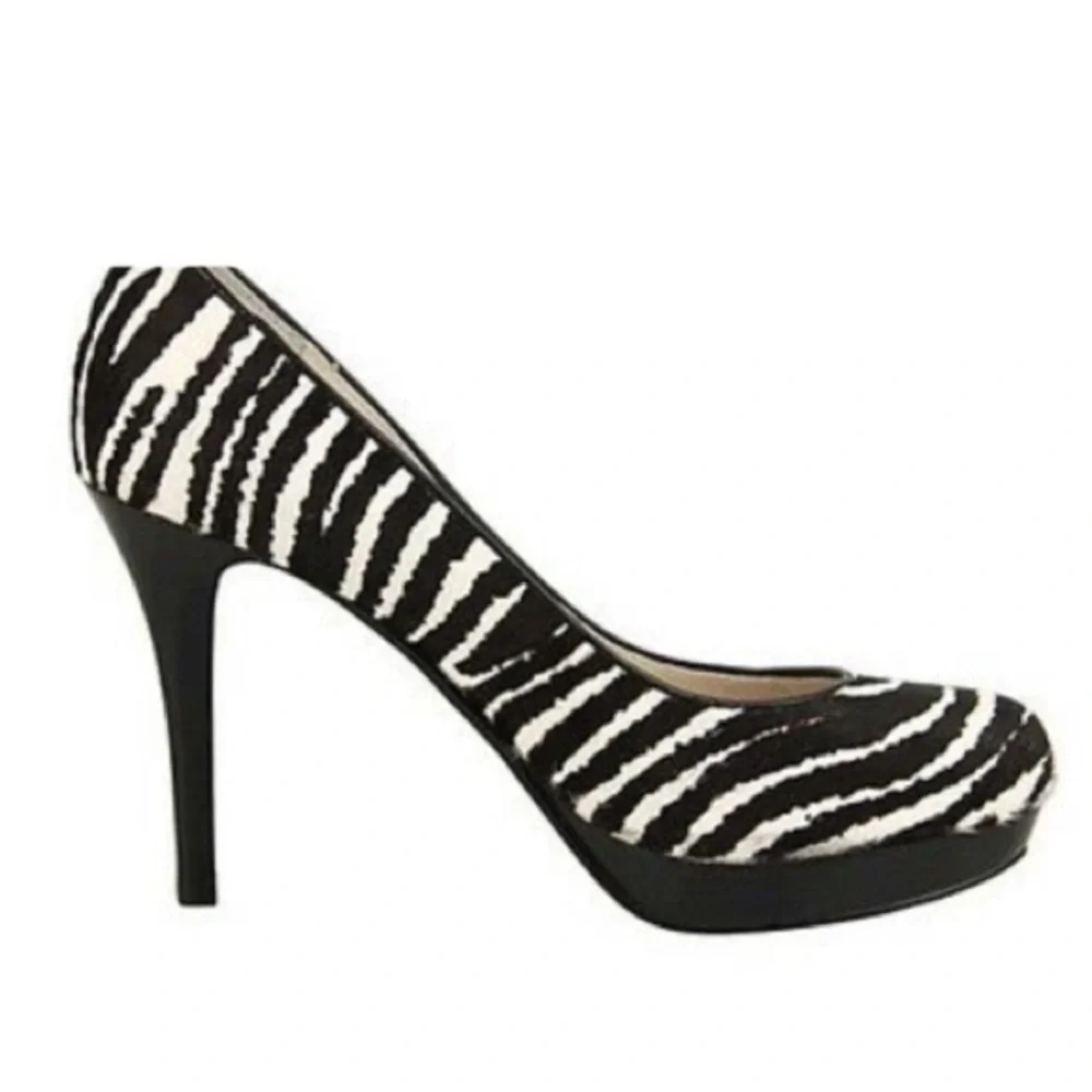 Michael Kors Black and White Zebra Print IONNA Slip On Platform Heels Pumps 6.5